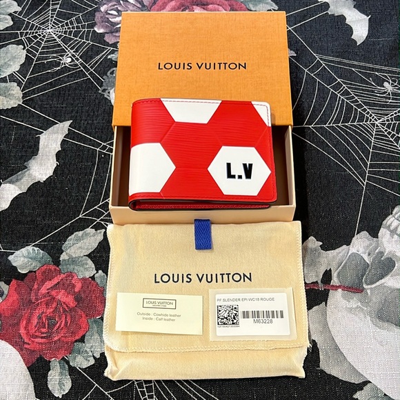 2018 LOUIS VUITTON FIFA COLLECTION WORLD CUP EPI RED/WHITE ROGUE SLENDER WALLET - Picture 2 of 13